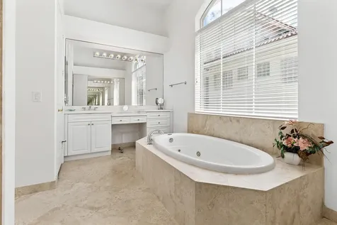 8102 Valhalla Drive Delray Beach FL 33446