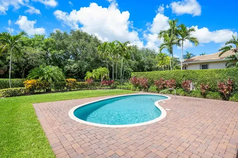 8102 Valhalla Drive Delray Beach FL 33446