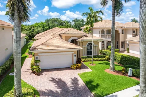 8102 Valhalla Drive Delray Beach FL 33446