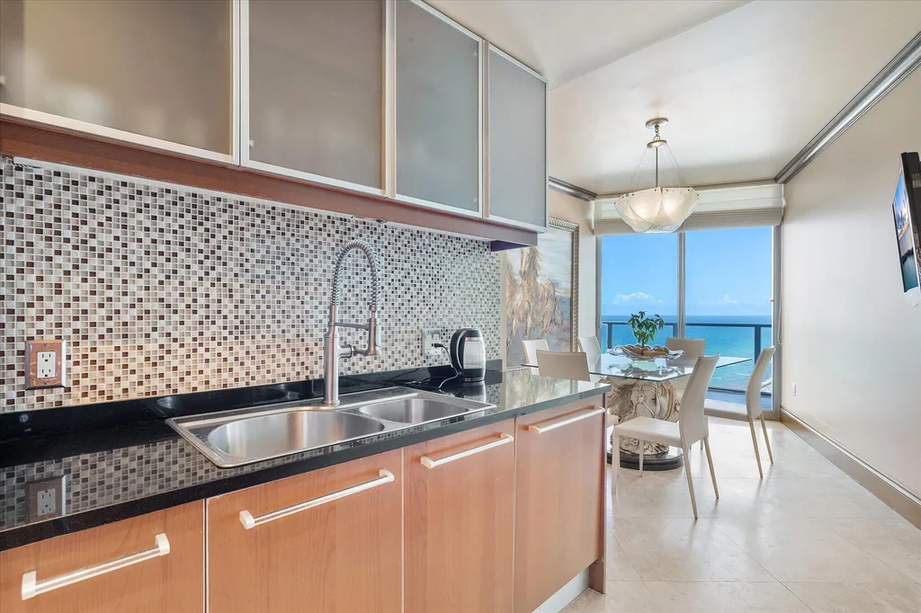 3101 S Ocean Drive Hollywood FL 33019