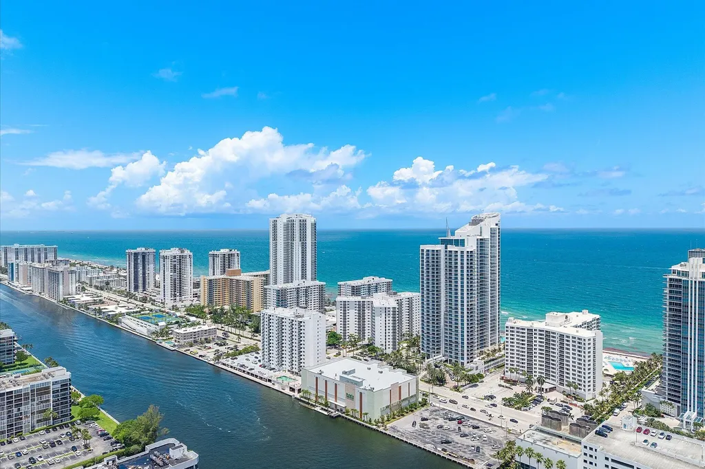 3101 S Ocean Drive Hollywood FL 33019