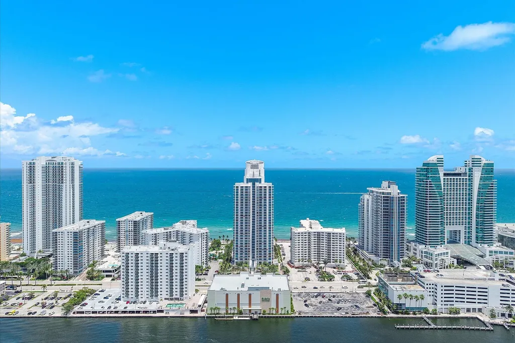 3101 S Ocean Drive Hollywood FL 33019