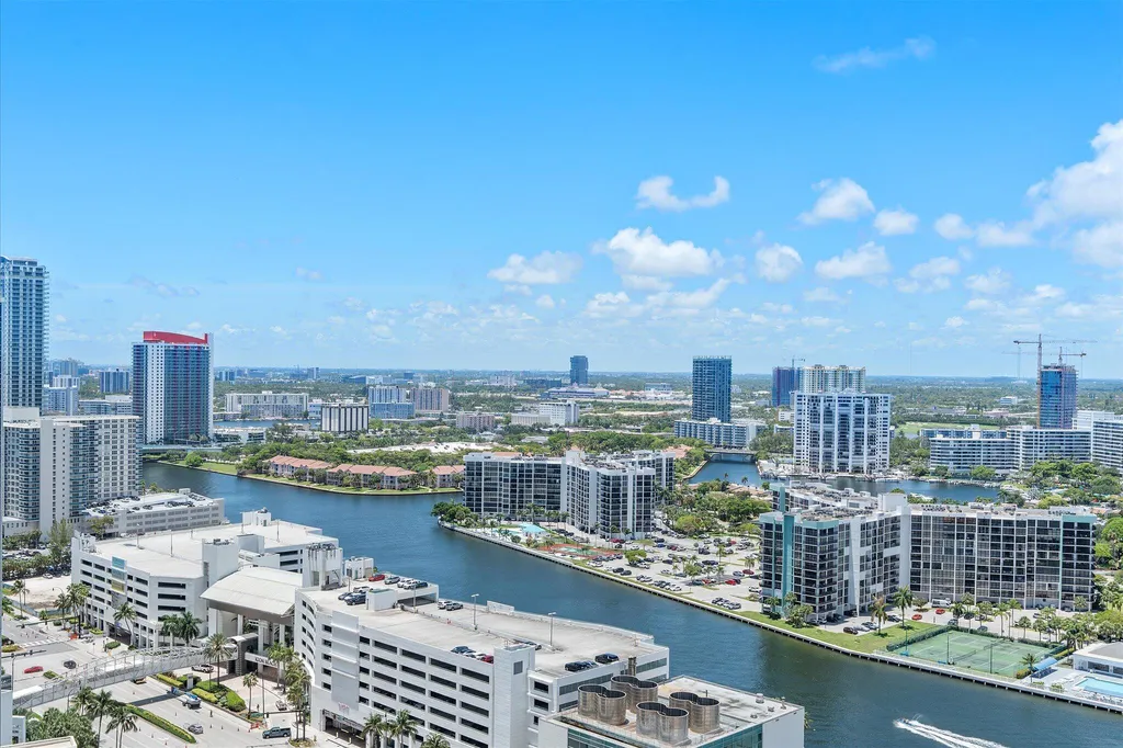 3101 S Ocean Drive Hollywood FL 33019