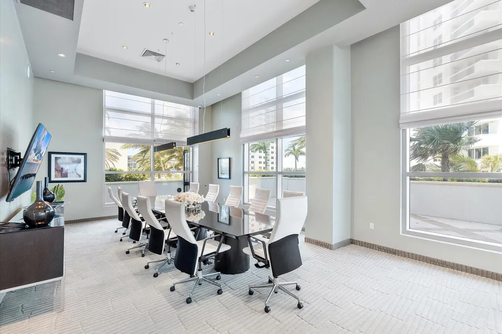 3101 S Ocean Drive Hollywood FL 33019