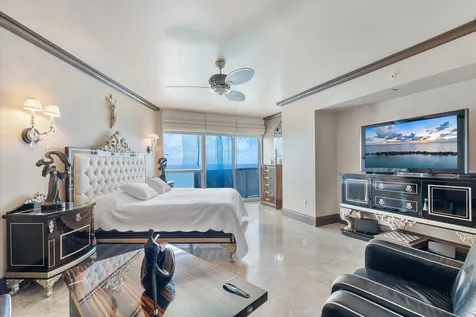 3101 S Ocean Drive Hollywood FL 33019