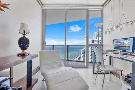 3101 S Ocean Drive Hollywood FL 33019