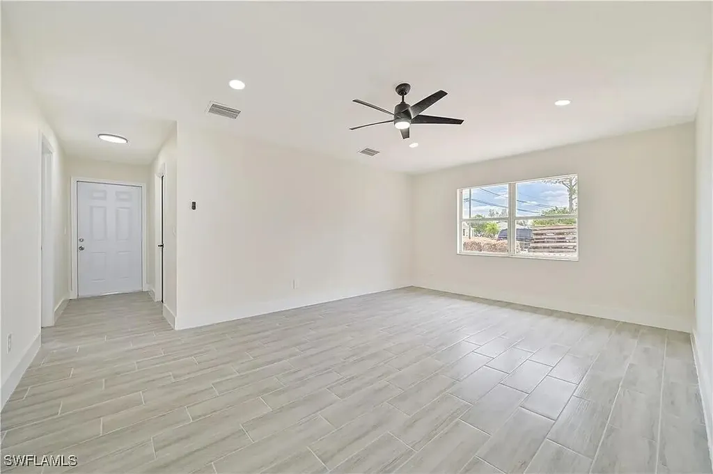 4733 28th Street SW Lehigh Acres FL 33973