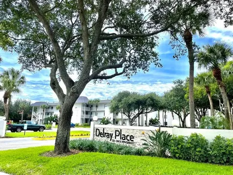 240 SE 10th Street Delray Beach FL 33483