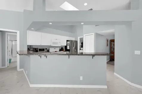 521 Cypress Circle Tequesta FL 33469