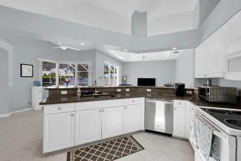 521 Cypress Circle Tequesta FL 33469