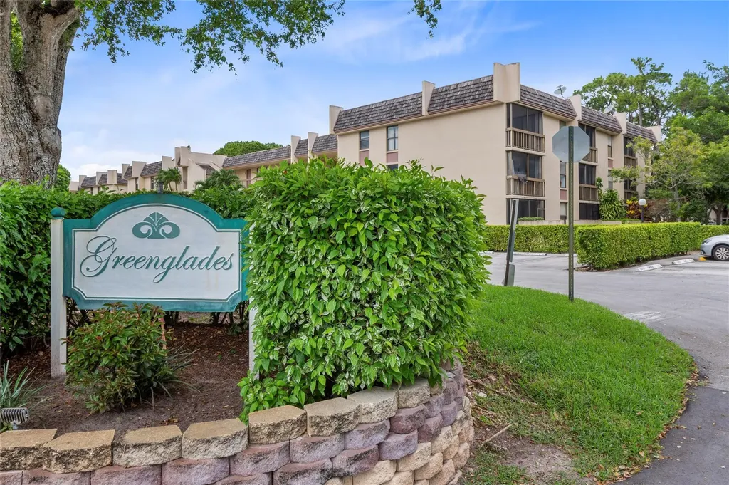8429 Forest Hills Drive Coral Springs FL 33065