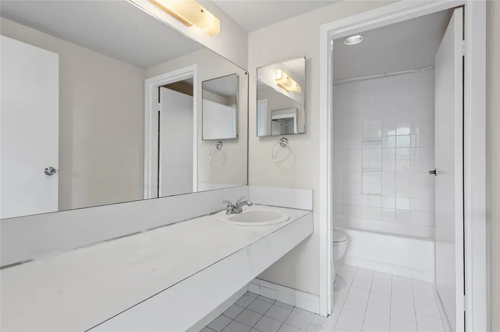 8429 Forest Hills Drive Coral Springs FL 33065