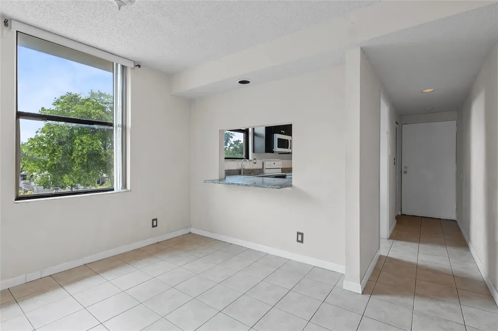 8429 Forest Hills Drive Coral Springs FL 33065