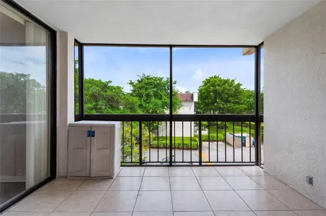 8429 Forest Hills Drive Coral Springs FL 33065