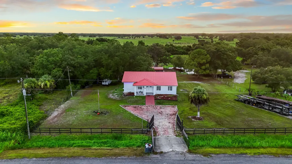 340 S Arboleda Street Clewiston FL 33440