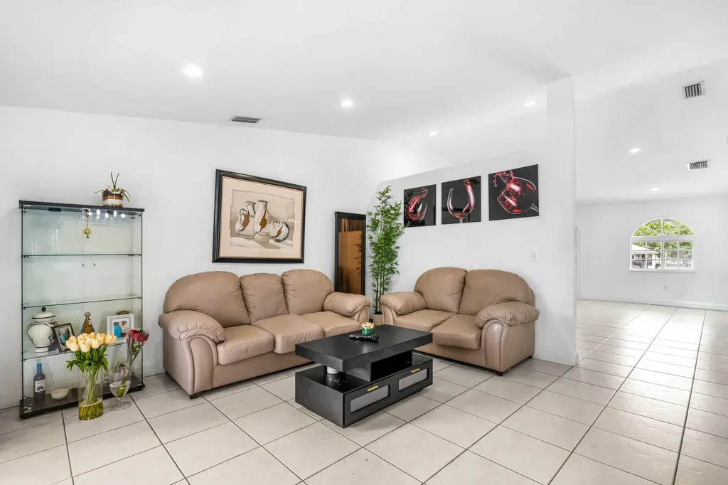 340 S Arboleda Street Clewiston FL 33440