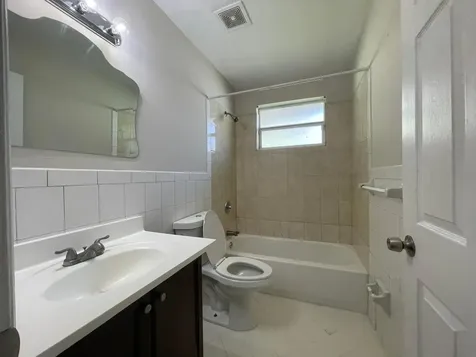 216 NW 12th Pompano Beach FL 33060