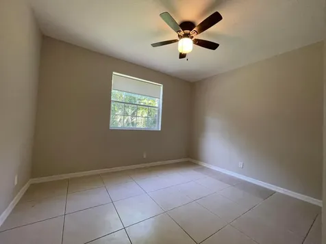 216 NW 12th Pompano Beach FL 33060