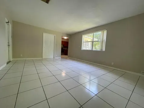 216 NW 12th Pompano Beach FL 33060