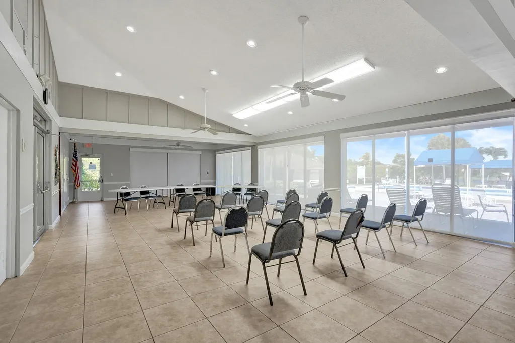 78 Mayfair Lane Boynton Beach FL 33426