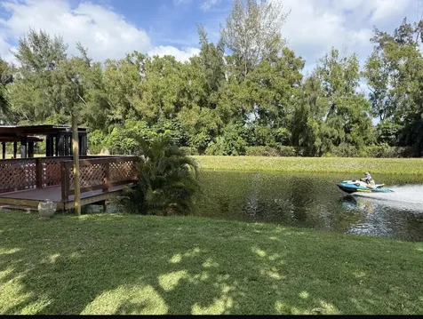 78 Mayfair Lane Boynton Beach FL 33426