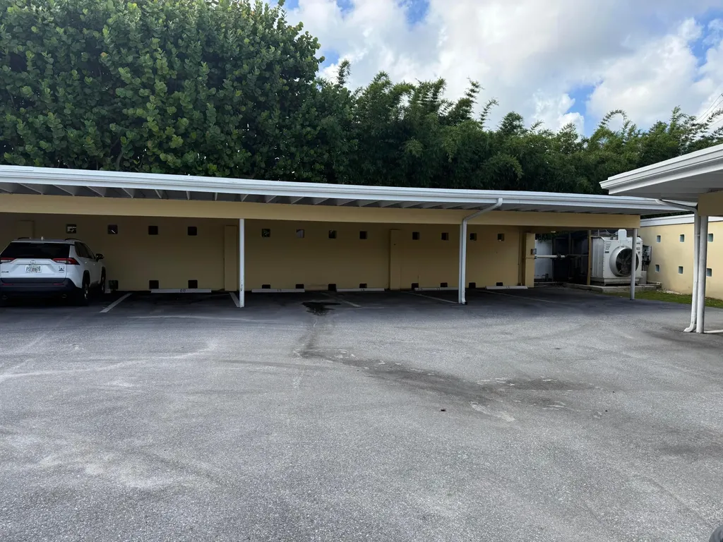230 N Federal Highway Deerfield Beach FL 33441