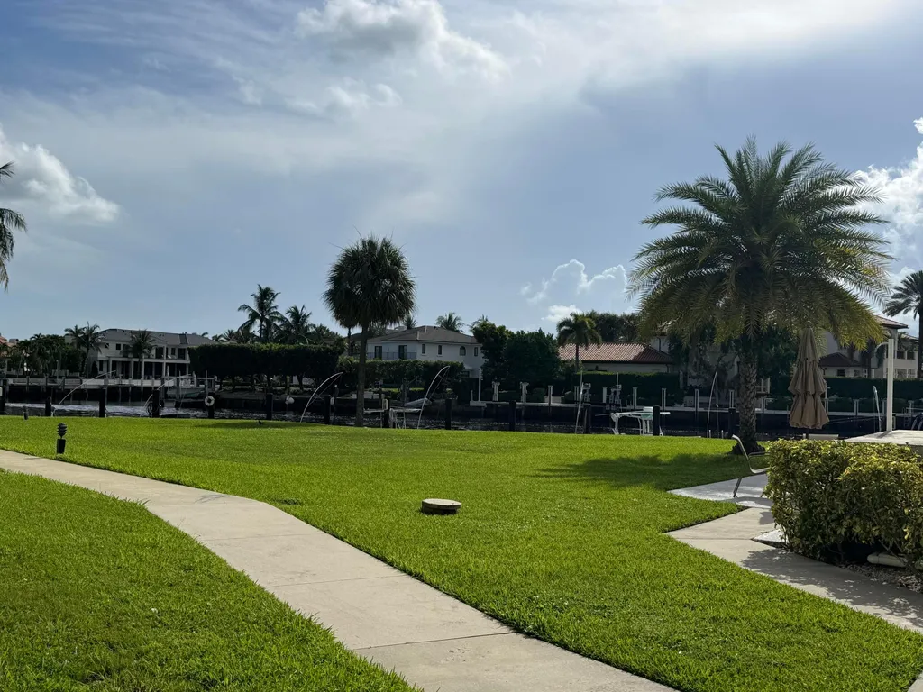 230 N Federal Highway Deerfield Beach FL 33441