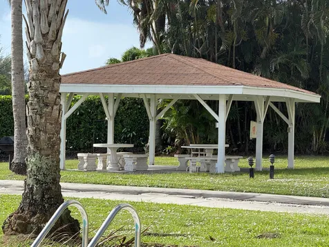 230 N Federal Highway Deerfield Beach FL 33441