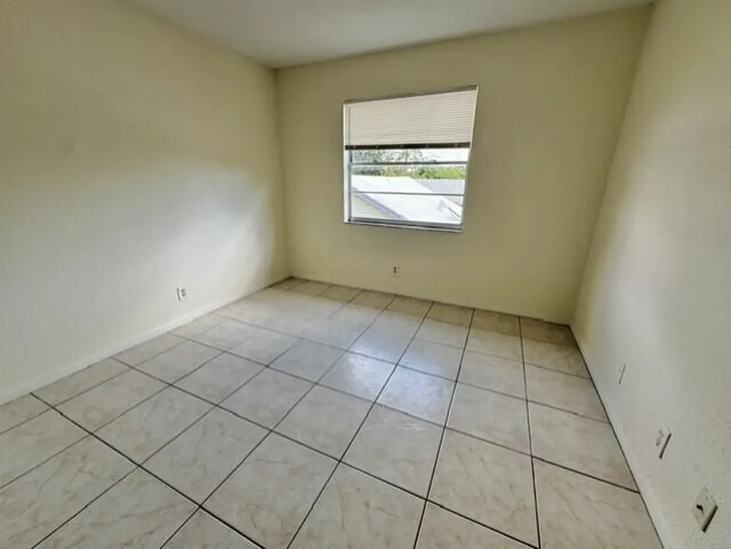116 N F Street Lake Worth Beach FL 33460