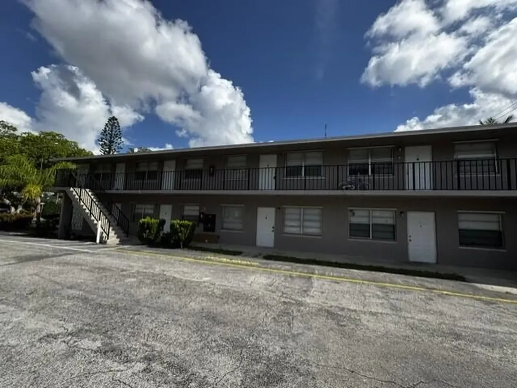 116 N F Street Lake Worth Beach FL 33460