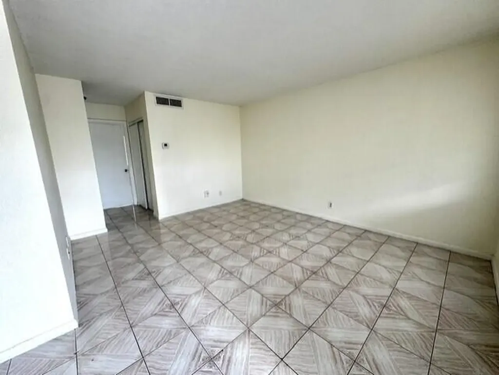 116 N F Street Lake Worth Beach FL 33460
