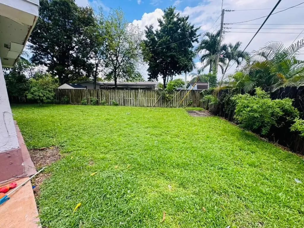 6400 NW 30th Street Sunrise FL 33313
