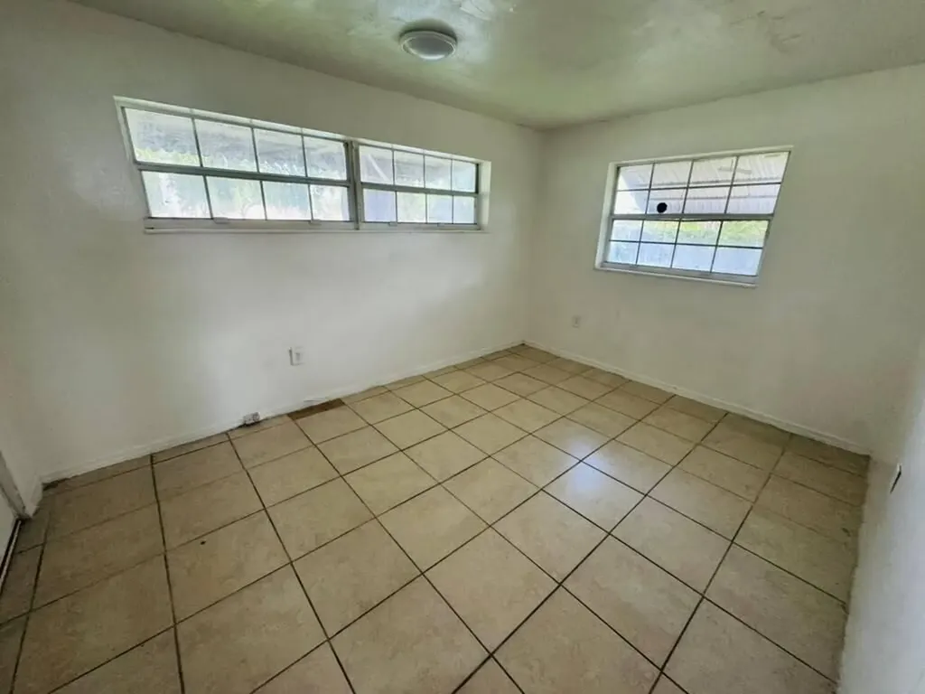 6400 NW 30th Street Sunrise FL 33313