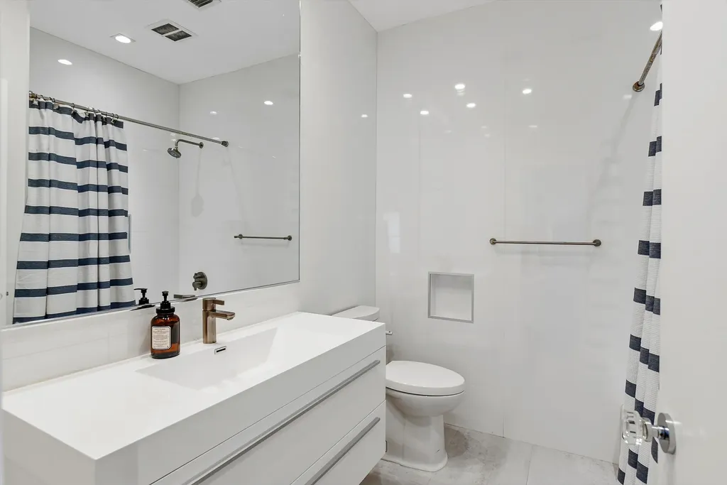 17771 Foxborough Lane Boca Raton FL 33496