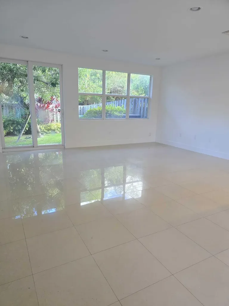 408 SW 9th Street Fort Lauderdale FL 33315