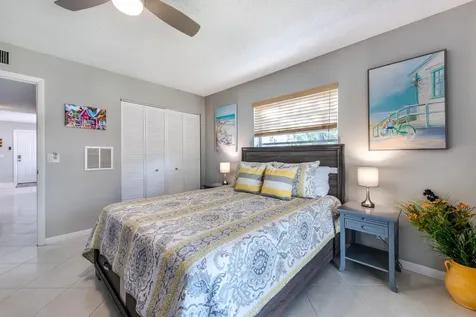 184 Piedmont D Delray Beach FL 33484