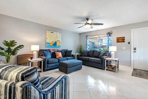 184 Piedmont D Delray Beach FL 33484