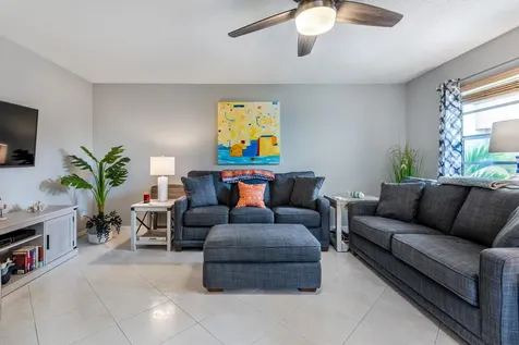 184 Piedmont D Delray Beach FL 33484