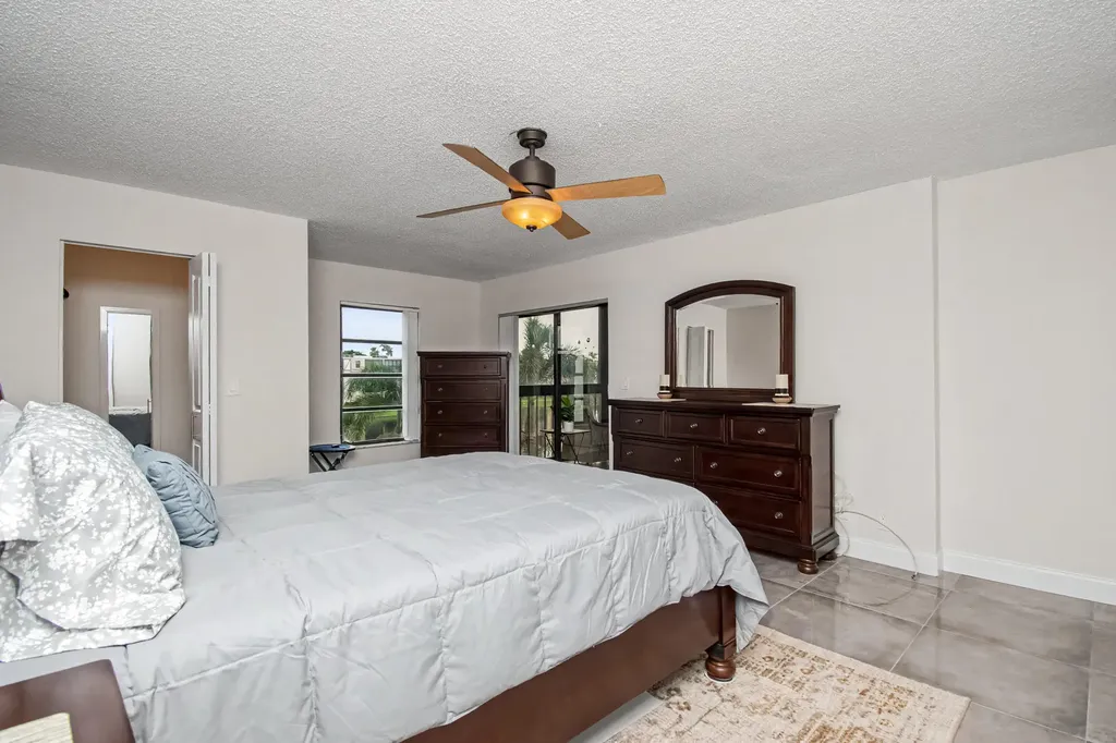 7351 Kinghurst Drive Delray Beach FL 33446