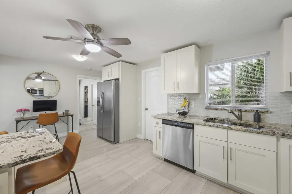 1710 SW 4th Avenue Pompano Beach FL 33060