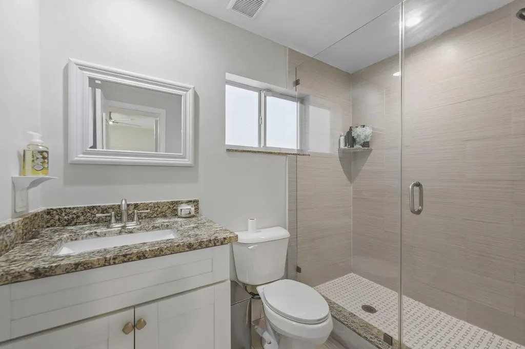 1710 SW 4th Avenue Pompano Beach FL 33060