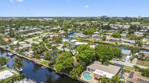 1710 SW 4th Avenue Pompano Beach FL 33060