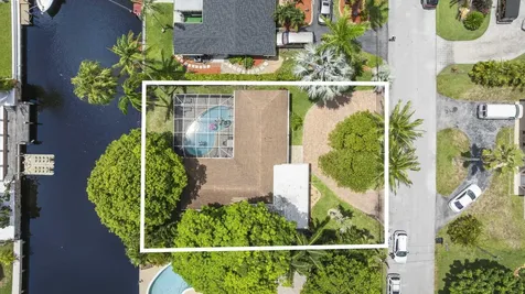 1710 SW 4th Avenue Pompano Beach FL 33060
