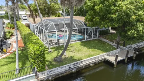 1710 SW 4th Avenue Pompano Beach FL 33060