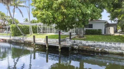 1710 SW 4th Avenue Pompano Beach FL 33060