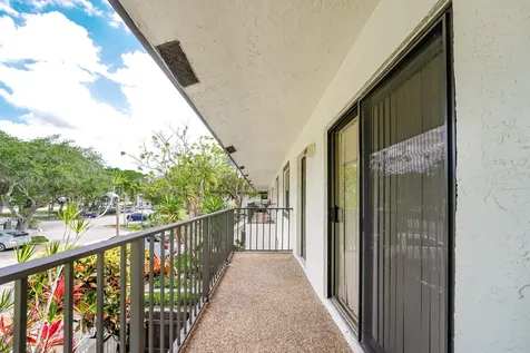1979 NW 4th Avenue Boca Raton FL 33432