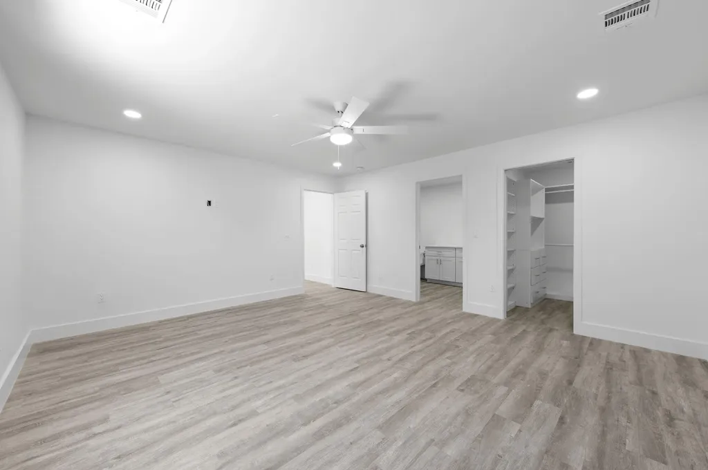 720 Mcintosh Street West Palm Beach FL 33405