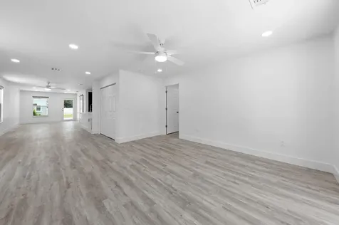 720 Mcintosh Street West Palm Beach FL 33405