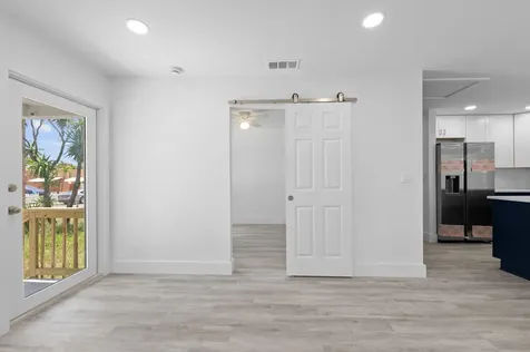 720 Mcintosh Street West Palm Beach FL 33405