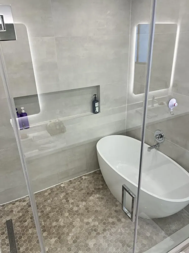 6820 SW 80th Street Miami FL 33143